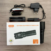 Linterna LED XH-P50 recargable potente