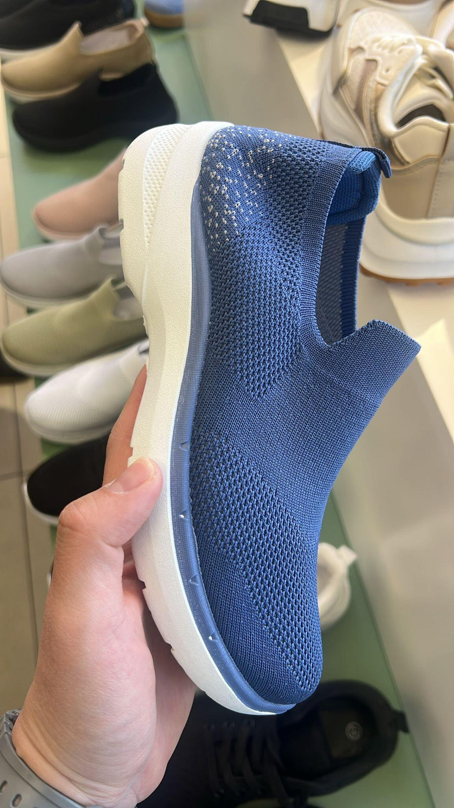Comodidad rápida. Estilo azul.