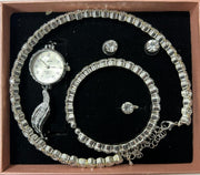 Conjunto de joyas plateado aleatorio