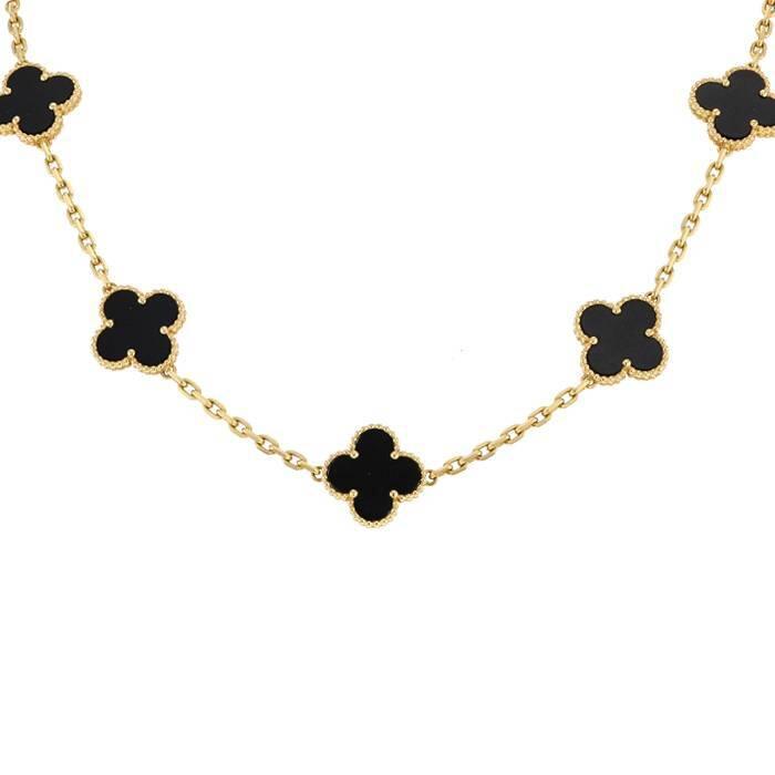 El collar que da sentido al look