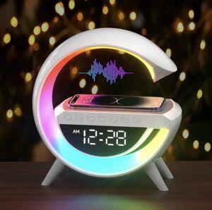 Lámpara RGB con carga inalámbrica y reloj